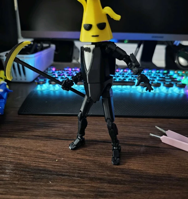 Peely Agent Tuxedo Banana (Fortnite) 3D Printed Action Figure - Collectible Articulated Toy Statue